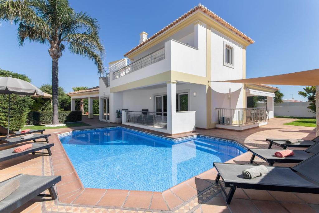 Vila Cadi