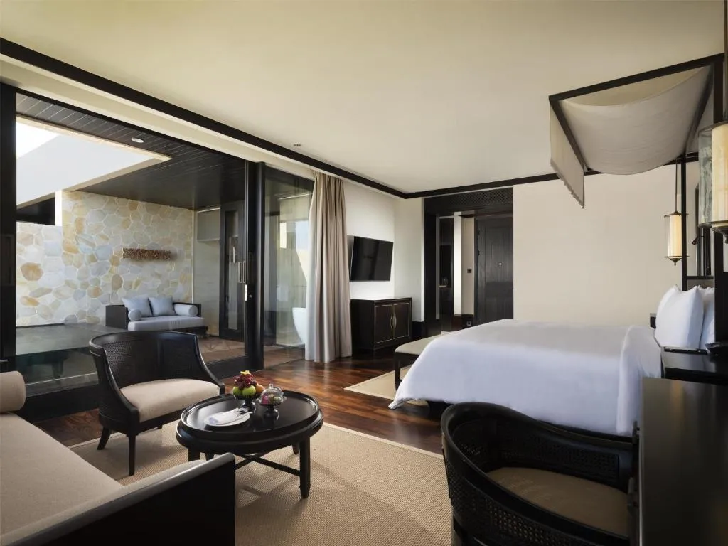 Cliff Private Pool Junior Suite