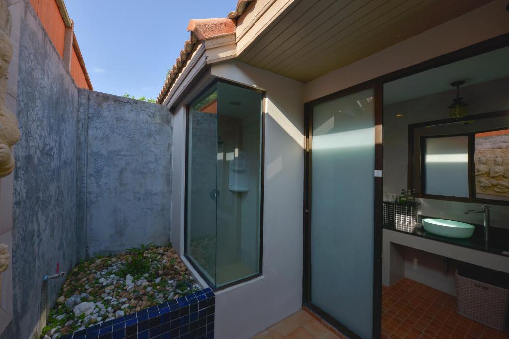 Sita Beach Resort - 12