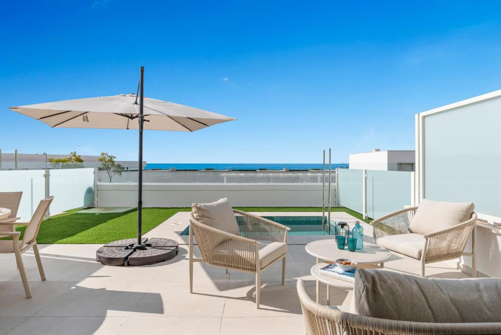 Zenity Azure Sunshine Apartment