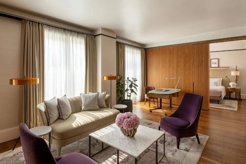 Deluxe Suite
