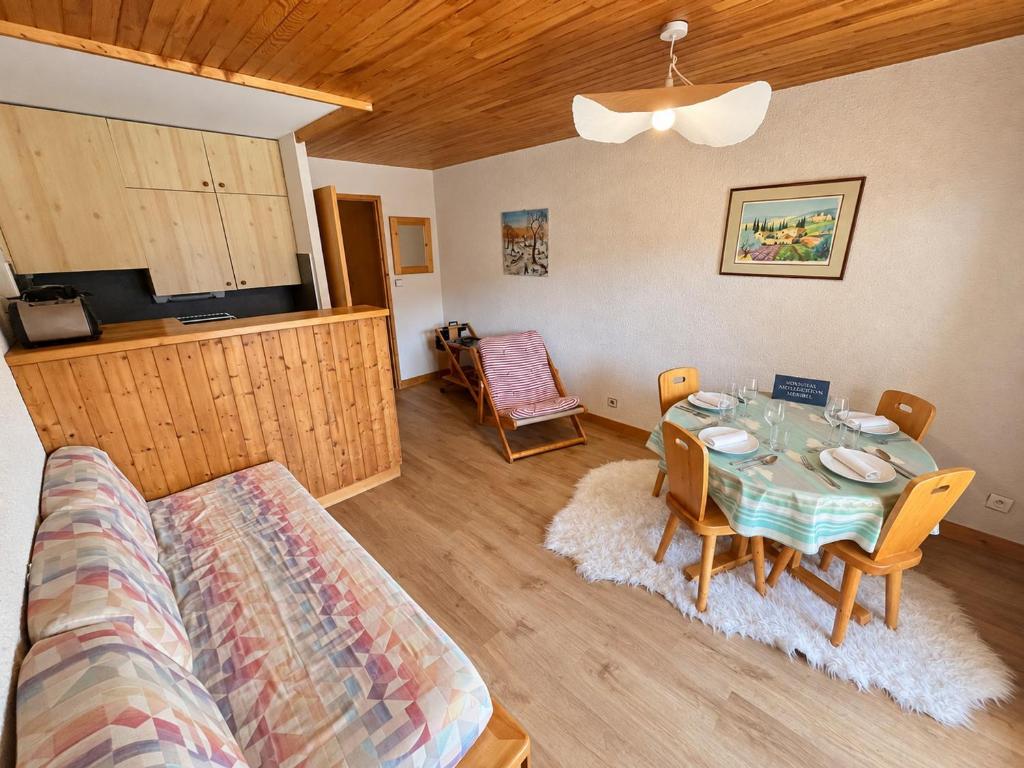 Appartement proche des pistes avec balcon, vue sur vallée