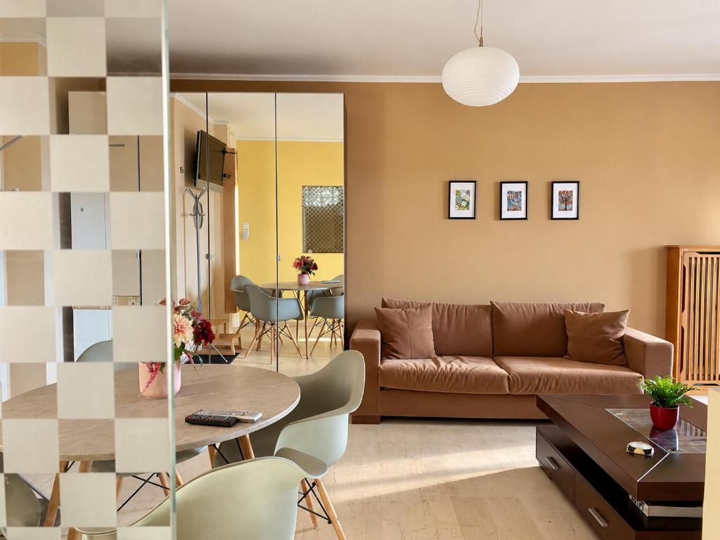 Aristotle Apartment