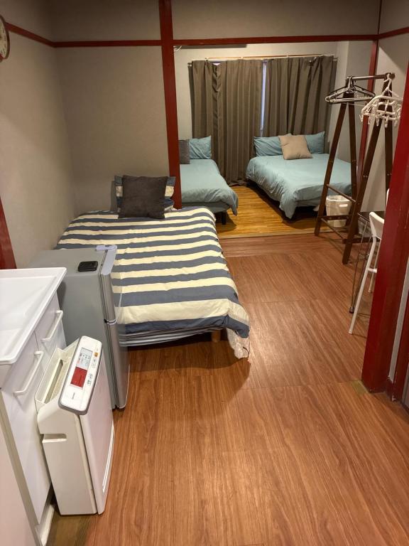 Three beds apartment with kitchen by Shinsaibashi