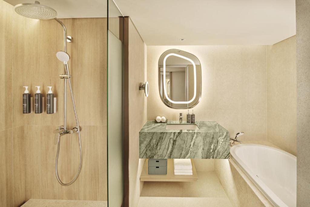 The Westin Seoul Parnas photo 3