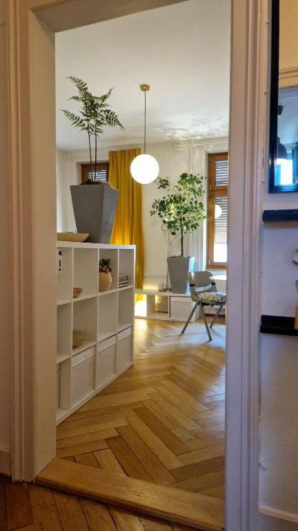 Apartments by DASBREITEHOTEL