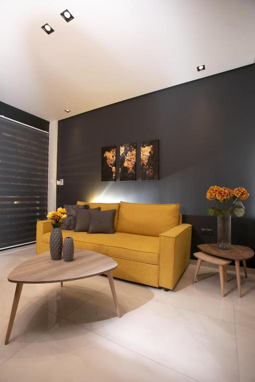 Modern Central Studio 10' Walk to Aristotelous