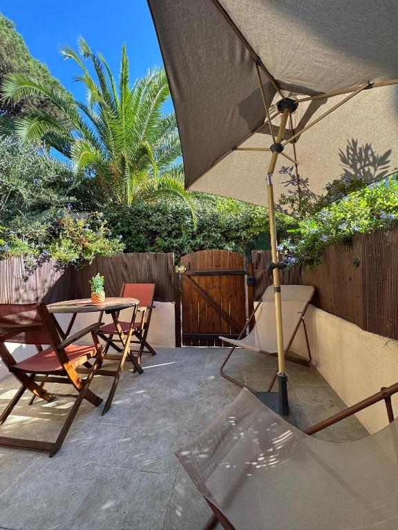 Maison de vacances en centre-ville avec terrasse et parking