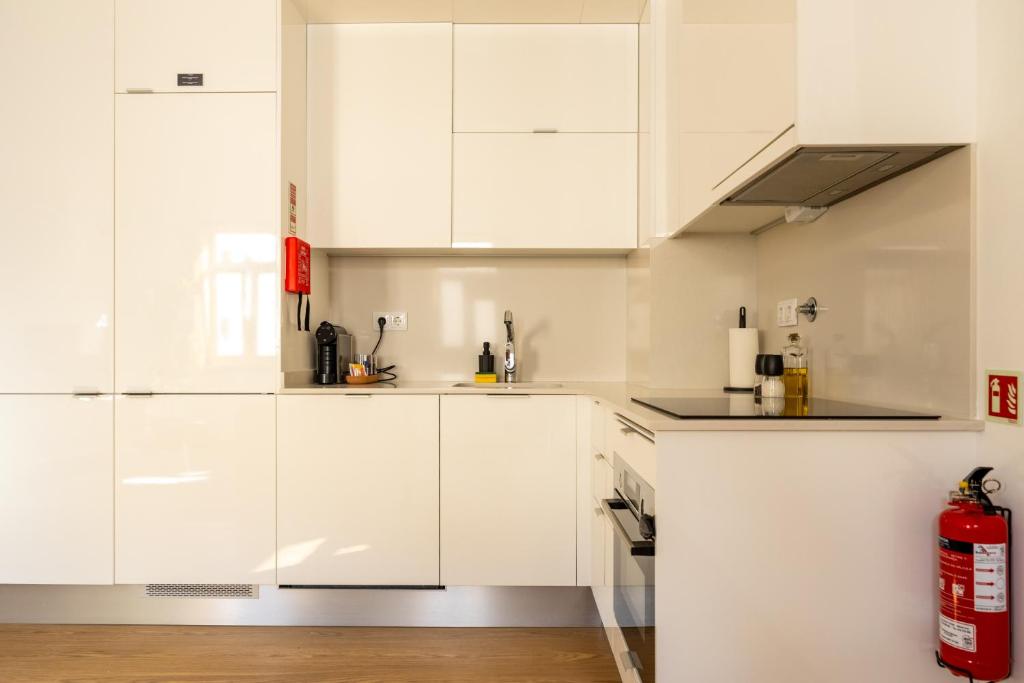 Mezzanine Apartment Miguel bombarda
