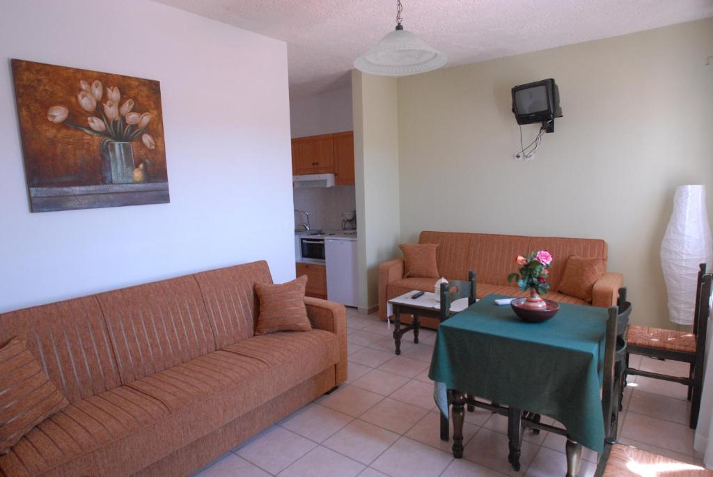 Elea Houses - 