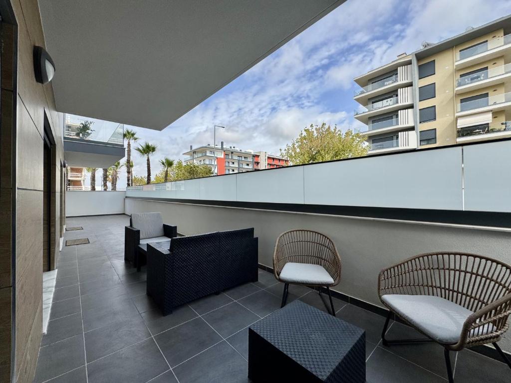 Faro Prestige by Homing