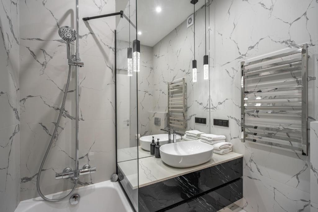 3-93 Novopecherski Lypky, Verkhogliad 12, Kyiv centre, panoramic city view, 15 kW backup power, Petrovdim Apartment фото 3