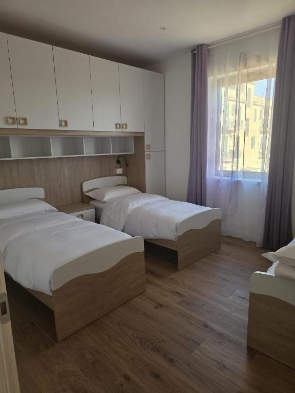Apartment Tor Vergata, Free Gated Private Parking
