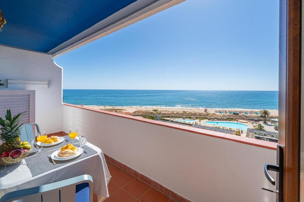 Blue Alvor 703 by ALgest