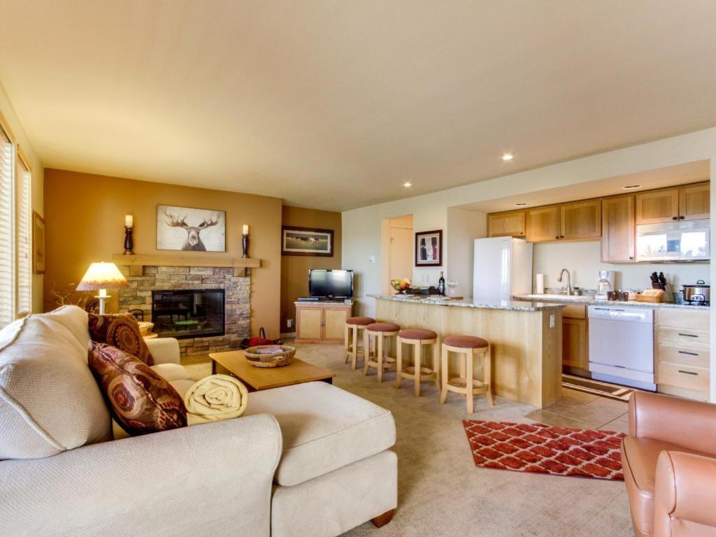 Seventh Mountain II, Deschutes River Woods (updated prices 2024)