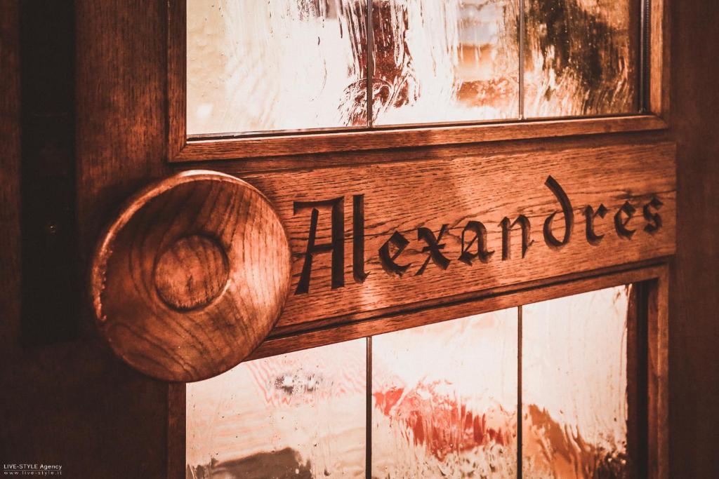 Certifikát, hodnocení, plakát nebo jiný dokument vystavený v ubytování Hotel Alexandres