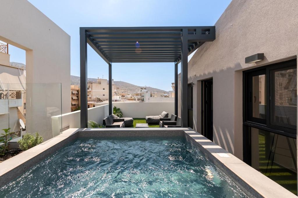 Mystras - Glyfada Pool House & Sea View