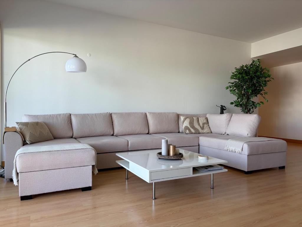 Marina Residence Lagos - Modern fully refreshed