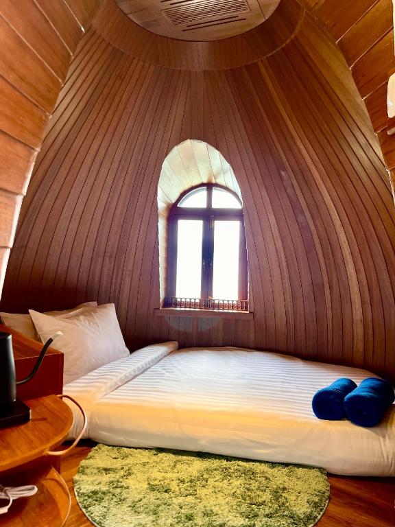 امکانات Blue Harbour Resort Beach Front Phuket - تصویر ۴