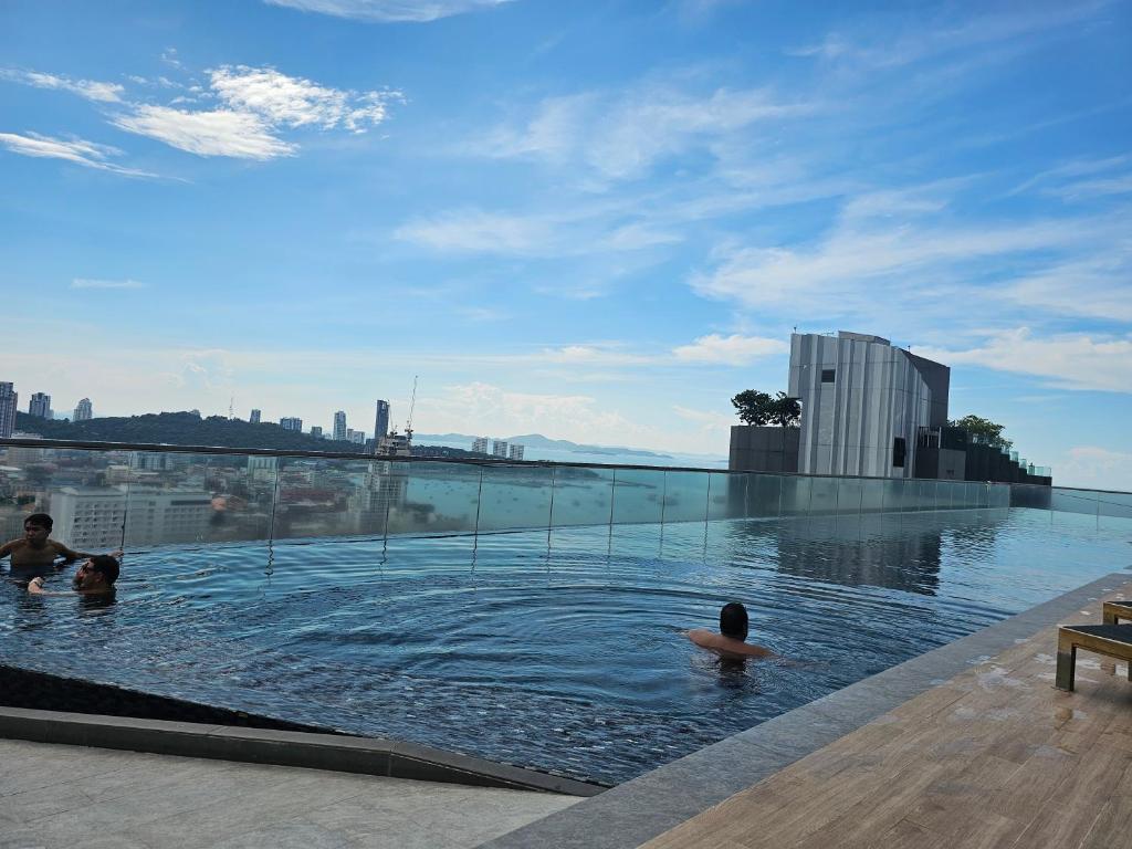 امکانات The BASE Central Pattaya by NKL - تصویر ۴