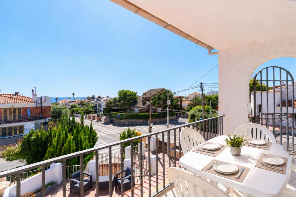 UHC Acacias Apartments