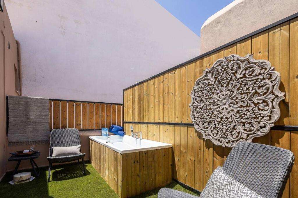 Gateway Suites