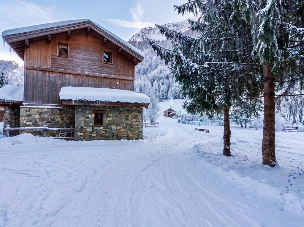 Casa-Chalet Brizolée avec vue sur le lac à Tignes – photo 30