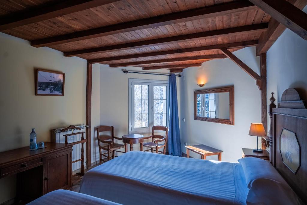 The Mountains Hotel - 