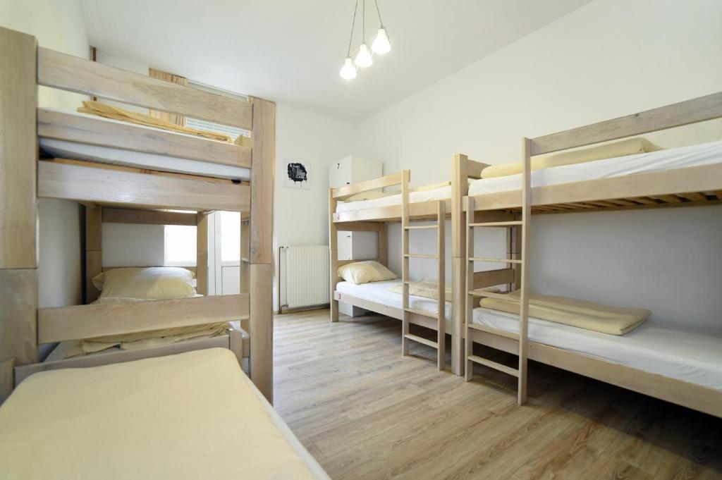 Postel nebo postele na pokoji v ubytování Hostel Temza