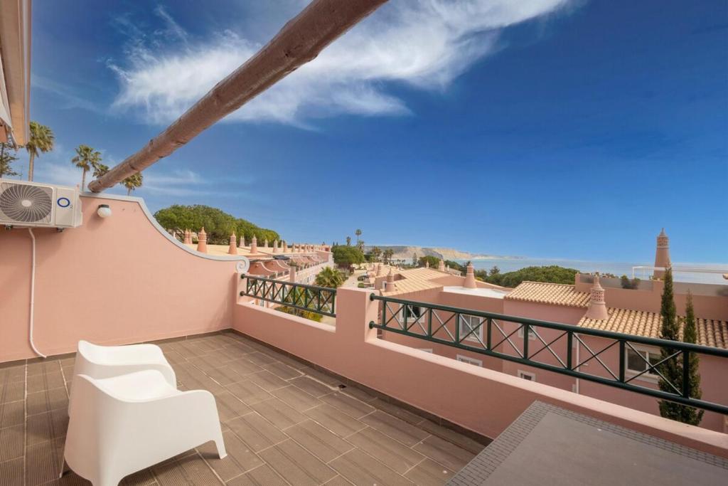 Sea View Apt - Porto Dona Maria Condo - Pool