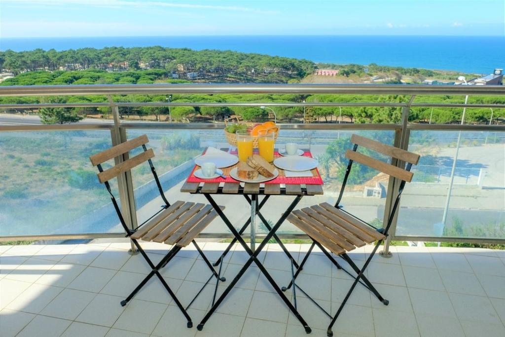 Summer in Paradise - Sea View and Pool in Ericeira