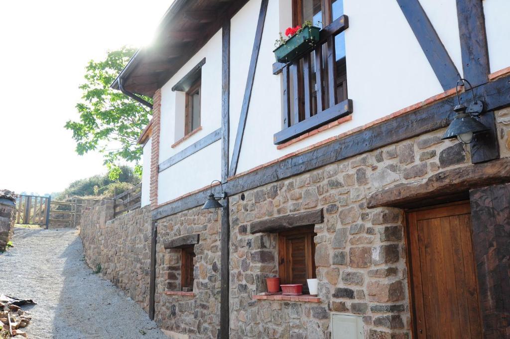 The building in which the holiday home is located