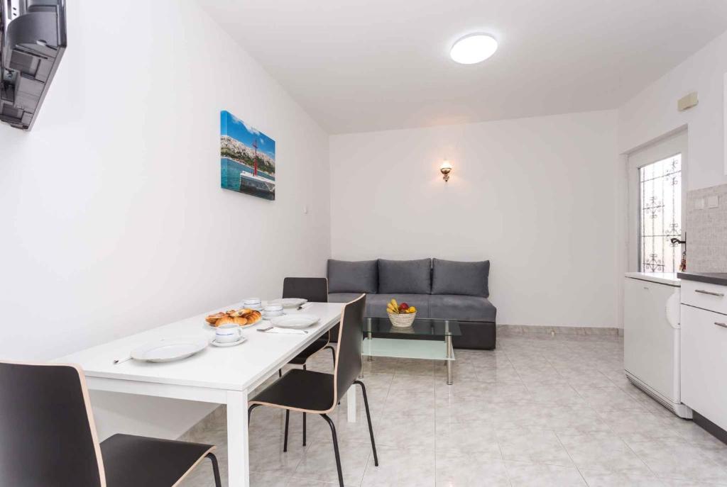 Apartments near Beach in Baska-Insel Krk 34635