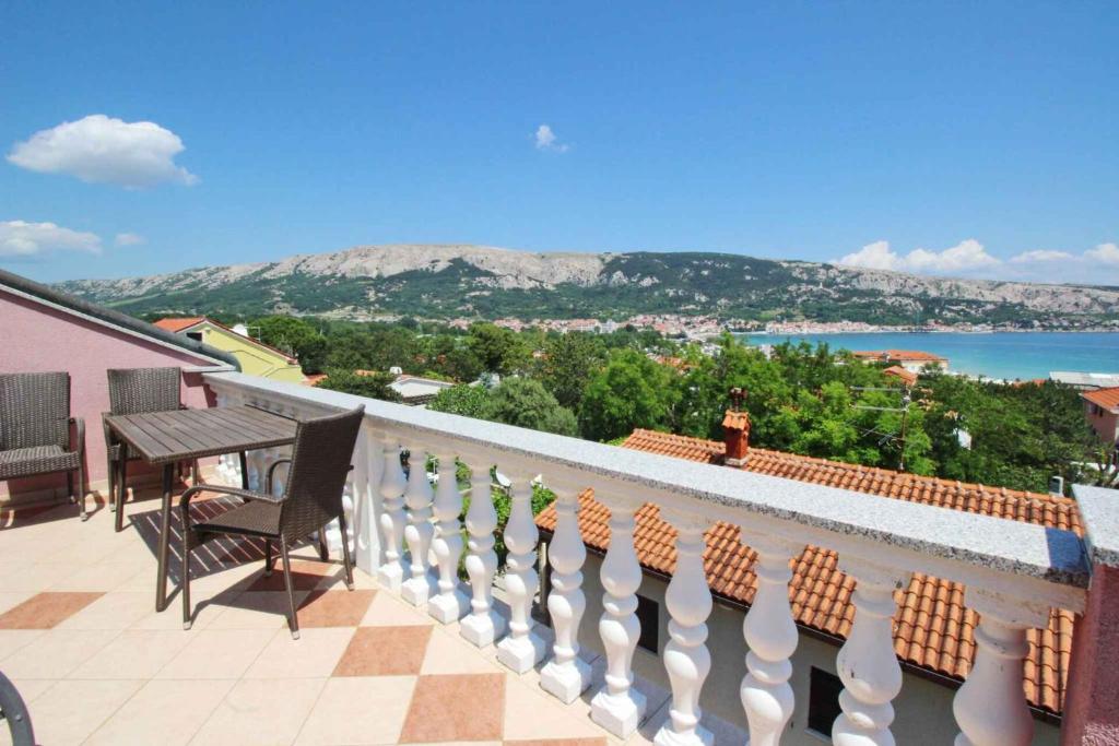 Apartment with A - C in Baska-Insel Krk 53680