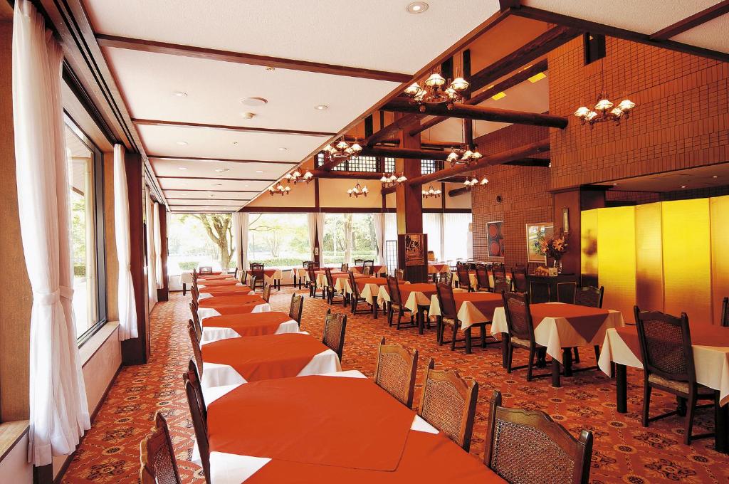 Restaurace v ubytování Watarase Onsen Hotel Sasayuri