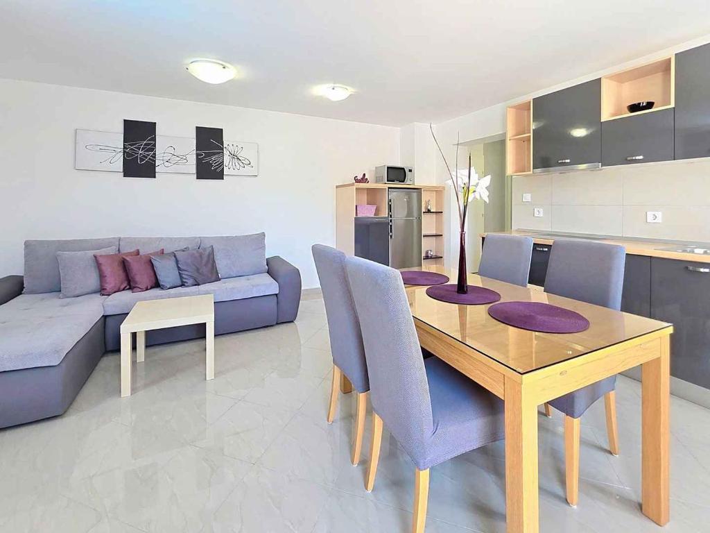 Studio with Pool in Baska-Insel Krk 12463