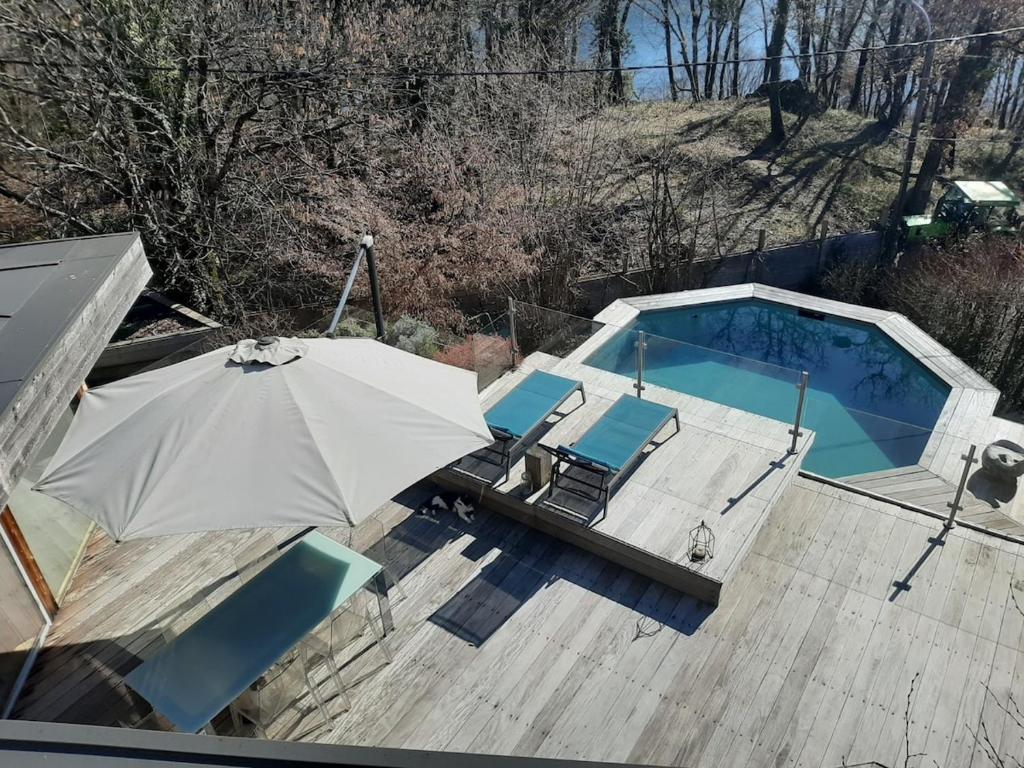 Lake and forest