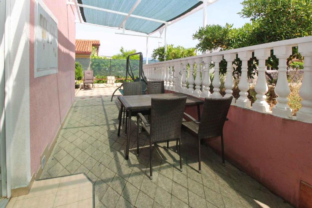 Apartment near Beach in Baska-Insel Krk 30065