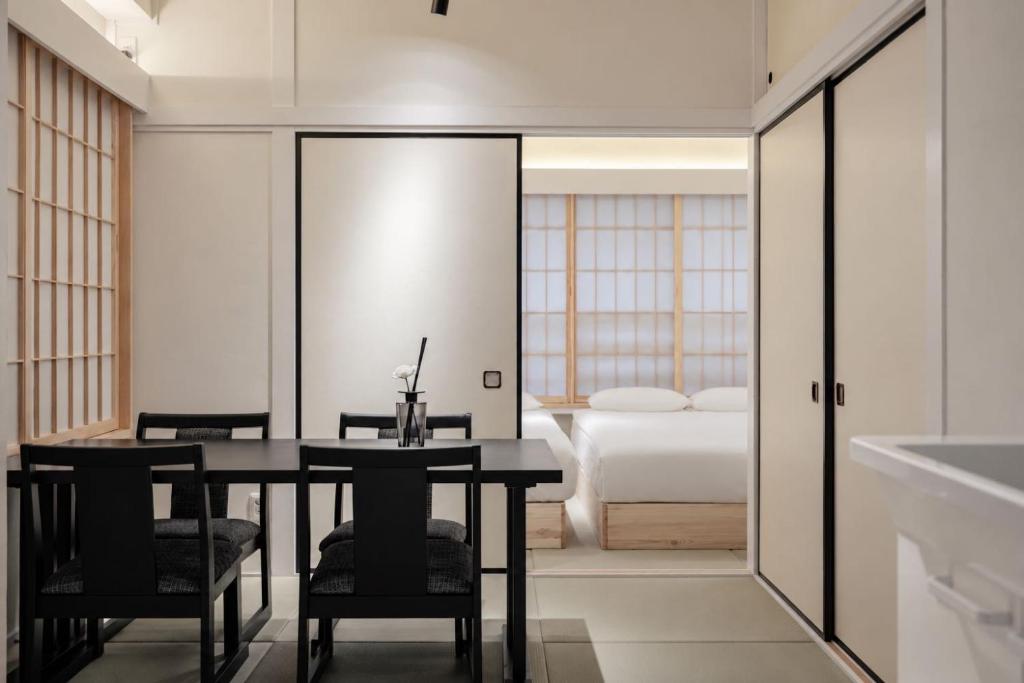 Love Tokyo Nezu Cozy House 2 Min to Nezu Station Near Ueno Yanaka Nezu Shrine Elevator