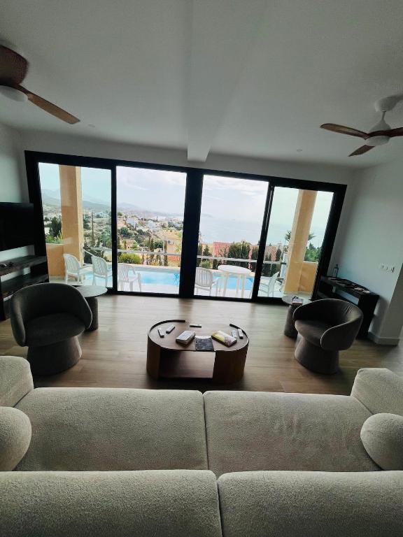 Villa Mirador Stunning Luxury Villa