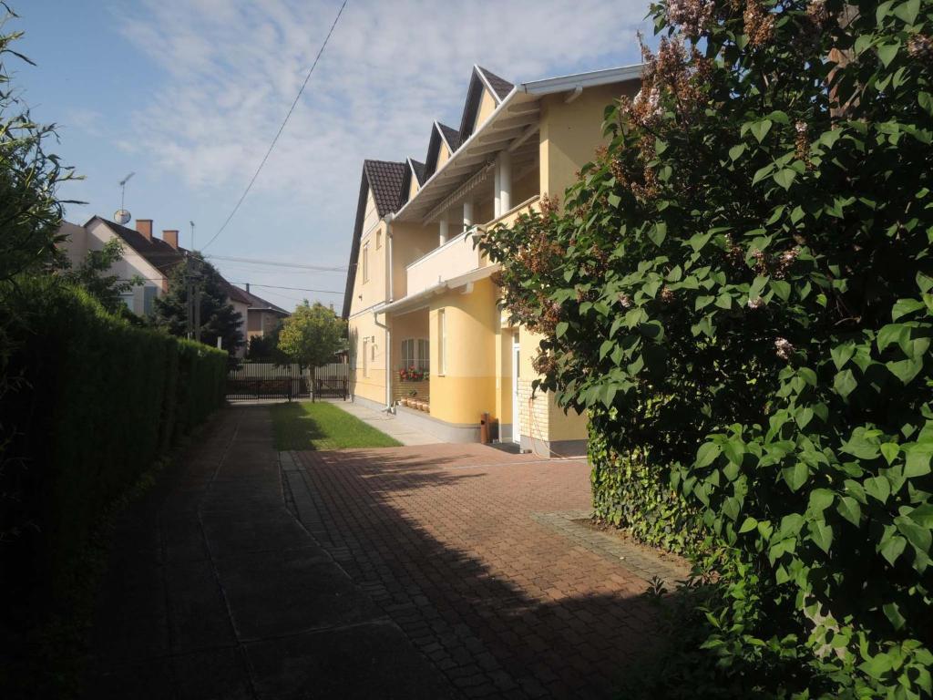 Budova, kde se apartmán nachází