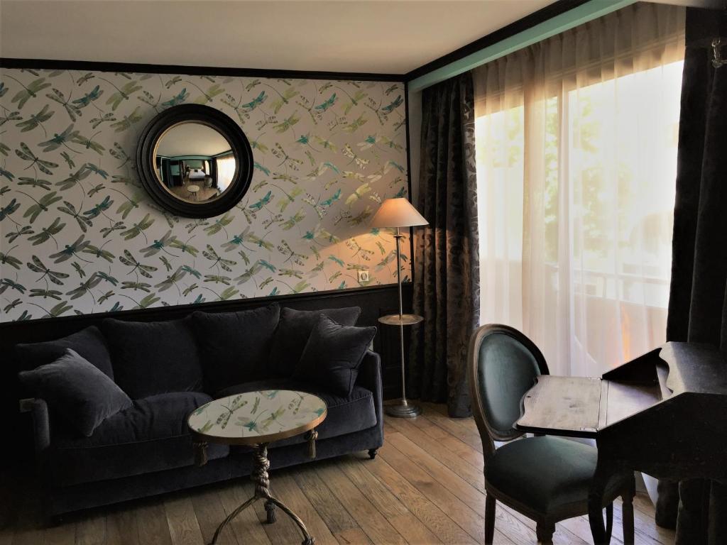 Posezení v ubytování Hôtel Villa-Lamartine