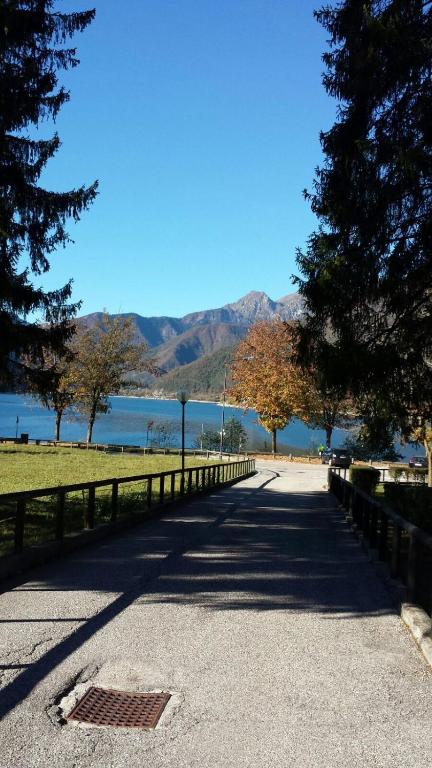 Fotografia z galérie ubytovania Chalet Monica v destinácii Molina di Ledro