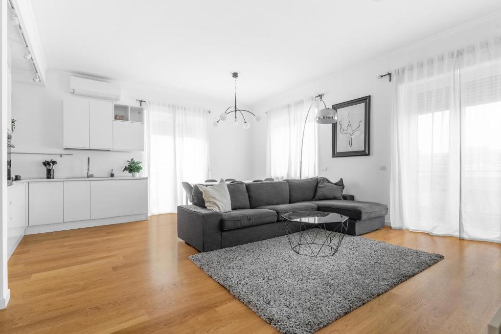 Central Connection Apartment