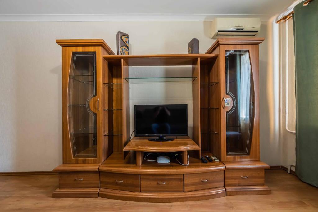 2-kimnatni, poruch metro Palats Sportu Apartments photo 4