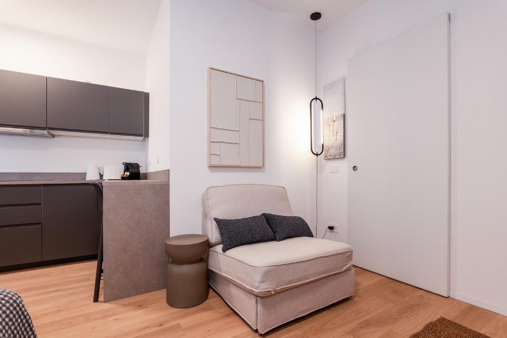 Elegant Apartments in the heart of Milan Central