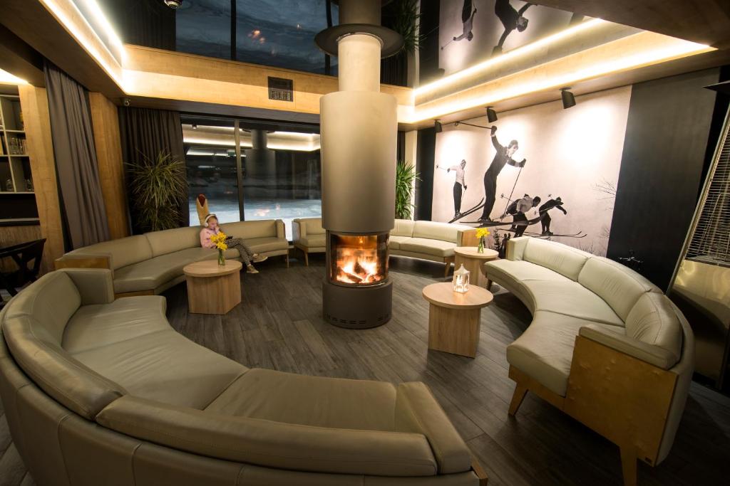 Część wypoczynkowa w obiekcie Hotel Jakuszyce Sport & Spa