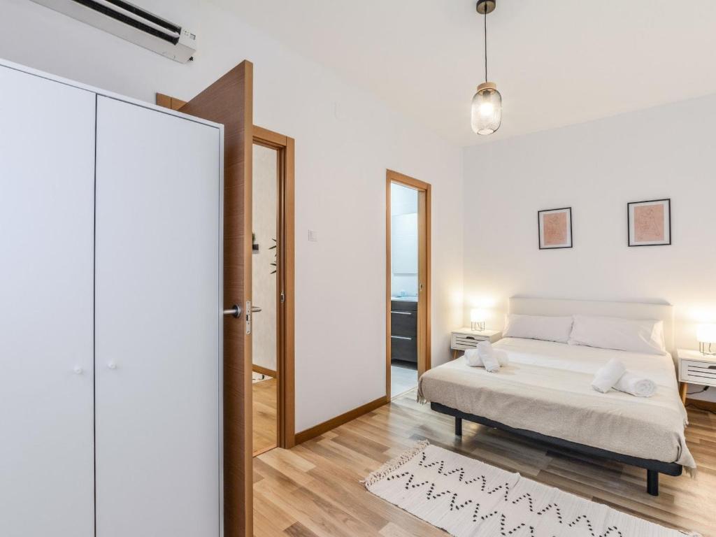 Apartment C Plaza de España 2B by Interhome