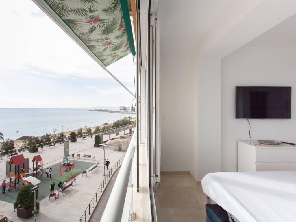 Studio ESTUDIO PLAYA POSTIGUET by Interhome