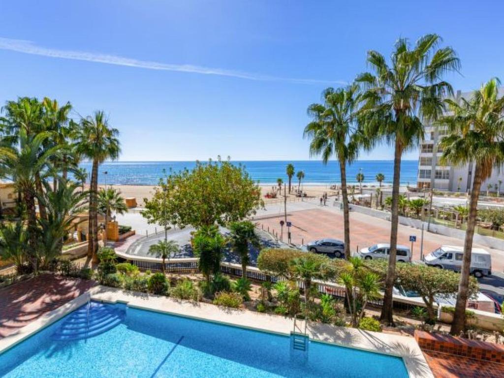 Apartment Apartment Colon - Plusholidays by Interhome